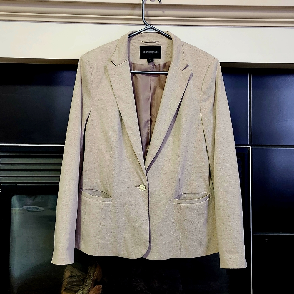 Kenneth Cole Select Single Button Tan Blazer for Casual or Formal, Women Size L